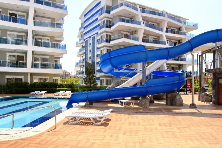 تصاميم مختلفة - دوبلكس غرفتين وصالة ضمن مجمع خمس نجوم في اوبا / الانيا 