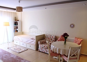 تصاميم مختلفة - دوبلكس غرفتين وصالة ضمن مجمع خمس نجوم في اوبا / الانيا 