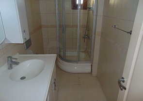  شقة بغرفتين نوم , ومسبح مشترك ,في منطقة مركزية من بودروم