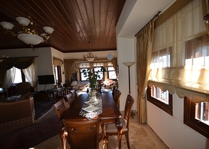 فيلا فاخرة في الانيا التاريخية 