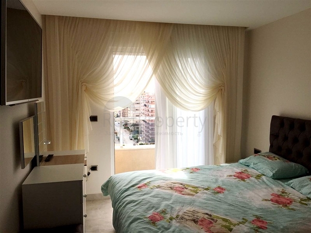 شقق عائلية واسعة - مجمع سكني حديث في مهموتلار/ الانيا 