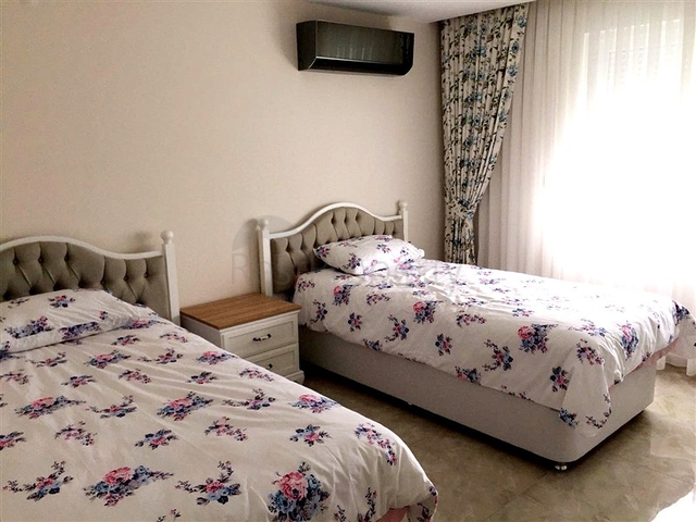 شقق عائلية واسعة - مجمع سكني حديث في مهموتلار/ الانيا 