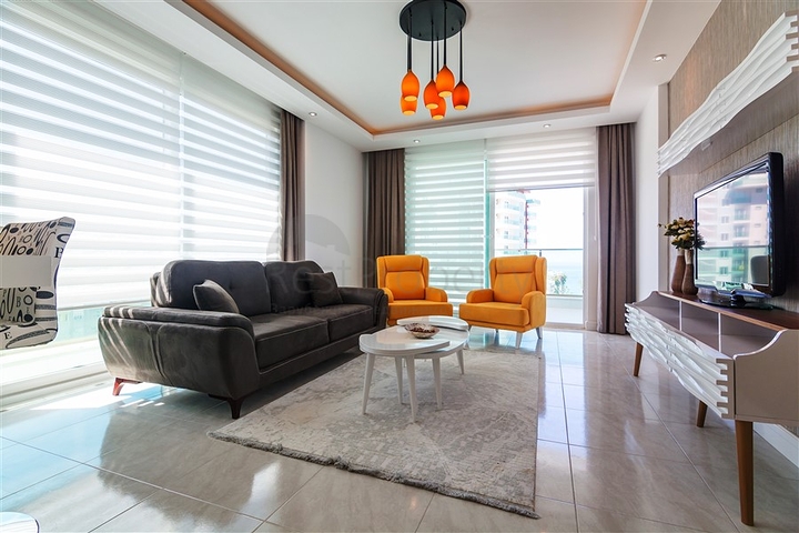 مجمع سكني حديث الإنشاء في منطقة محمودلار – ألانيا