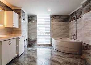 مجمع سكني حديث الإنشاء في منطقة محمودلار – ألانيا