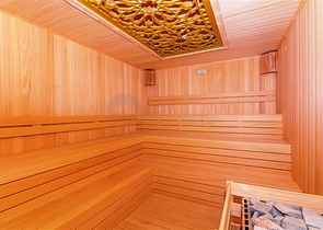 مجمع سكني حديث الإنشاء في منطقة محمودلار – ألانيا