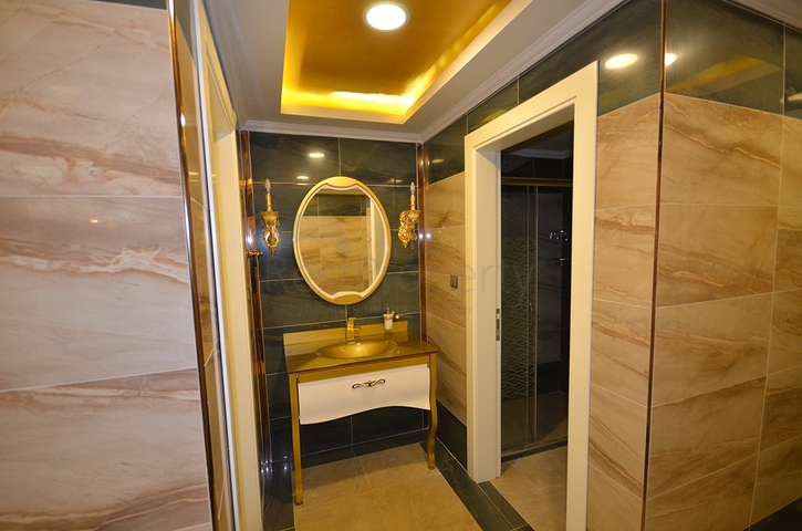 شقق ضمن مجمع سكني فاخر حديث في منطقة محمودلار – ألانيا