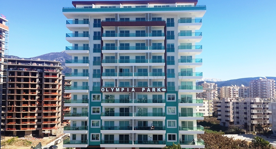 شقق ضمن مجمع سكني فاخر حديث في منطقة محمودلار – ألانيا