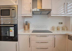 شقق ضمن مجمع سكني فاخر حديث في منطقة محمودلار – ألانيا