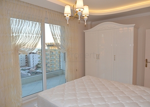 شقق ضمن مجمع سكني فاخر حديث في منطقة محمودلار – ألانيا