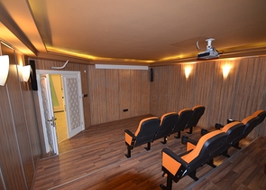 شقق ضمن مجمع سكني فاخر حديث في منطقة محمودلار – ألانيا