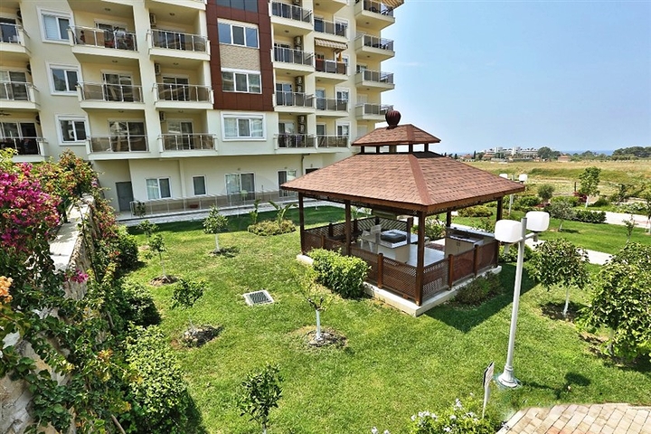 شقة بتخطيط 1+1 ضمن مجمع فاخر بسعر مغري في منطقة أفسلار – ألانيا