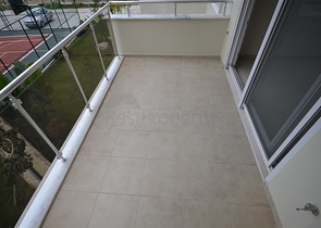 شقة بتخطيط 1+1 ضمن مجمع فاخر بسعر مغري في منطقة أفسلار – ألانيا