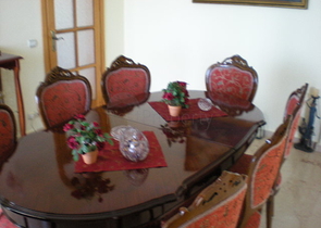 فيلا فاخرة واسعة بإطلالات خلابة على المدينة والبحر الأبيض المتوسط في مركز مدينة الانيا.