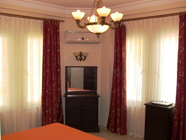 فيلا فاخرة مميزة ضمن أحد المجمعات الضخمة في منطقة كارجي جاك – الانيا