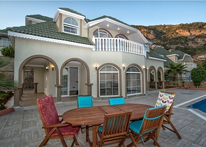 فيلا الرفاهية في الانيا