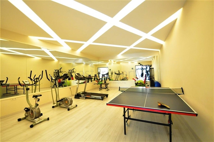 دوبلكس اربع غرف وصالة باطلالة بحر وقلعة في الانيا - كاستل 