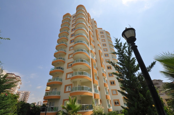 شقق بأسعار مناسبة في محمود لار 