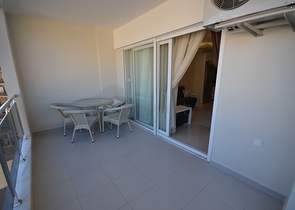 شقة كبيرة 1+1 في وسط منطقة أوبا ، على بعد 100 متر فقط من البحر 