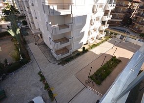 شقة كبيرة 1+1 في وسط منطقة أوبا ، على بعد 100 متر فقط من البحر 