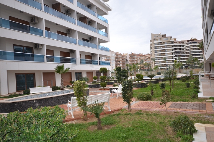 دوبلكس غرفتين وصالة ضمن مجمع سكني حديث في كاستل / الانيا 