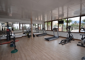 دوبلكس غرفتين وصالة ضمن مجمع سكني حديث في كاستل / الانيا 