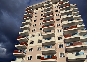 مجمع سكني من قبل أكبر شركات البناء في منطقة محمودلار – ألانيا