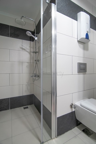 مجمع سكني مميز على مسافة قريبة من البحر في منطقة كاستل – ألانيا