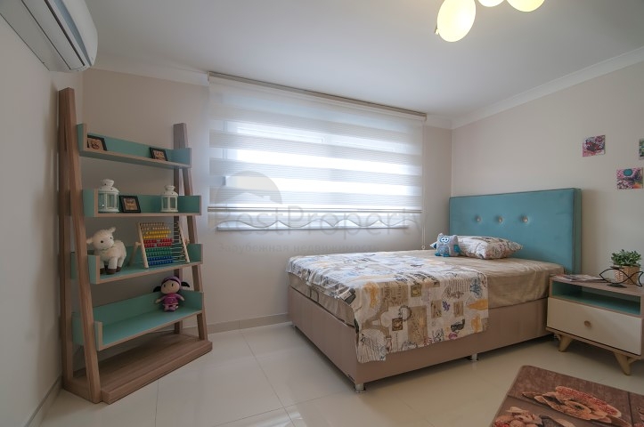 مجمع سكني مميز على مسافة قريبة من البحر في منطقة كاستل – ألانيا