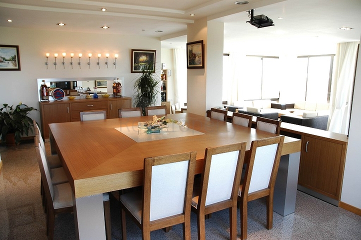 لمحبي الرفاهية والرقي والراحة فيلا على الطراز الفاخر في منطقة كاستل – ألانيا