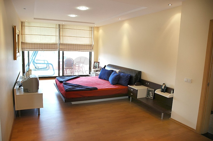 لمحبي الرفاهية والرقي والراحة فيلا على الطراز الفاخر في منطقة كاستل – ألانيا