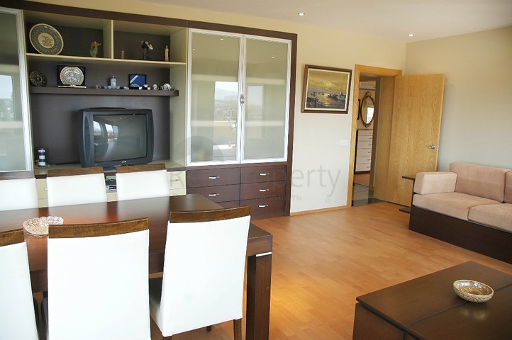 لمحبي الرفاهية والرقي والراحة فيلا على الطراز الفاخر في منطقة كاستل – ألانيا