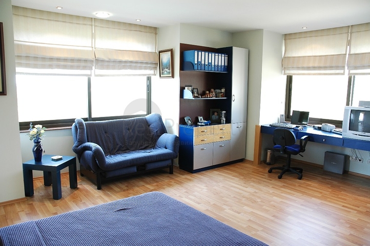 لمحبي الرفاهية والرقي والراحة فيلا على الطراز الفاخر في منطقة كاستل – ألانيا