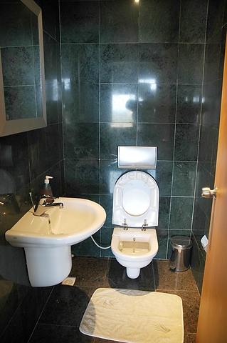 لمحبي الرفاهية والرقي والراحة فيلا على الطراز الفاخر في منطقة كاستل – ألانيا