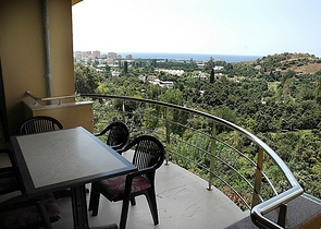 لمحبي الرفاهية والرقي والراحة فيلا على الطراز الفاخر في منطقة كاستل – ألانيا