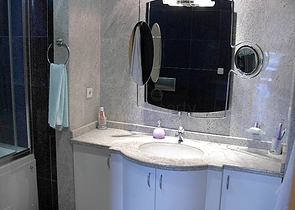 لمحبي الرفاهية والرقي والراحة فيلا على الطراز الفاخر في منطقة كاستل – ألانيا