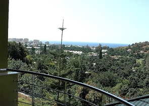 لمحبي الرفاهية والرقي والراحة فيلا على الطراز الفاخر في منطقة كاستل – ألانيا