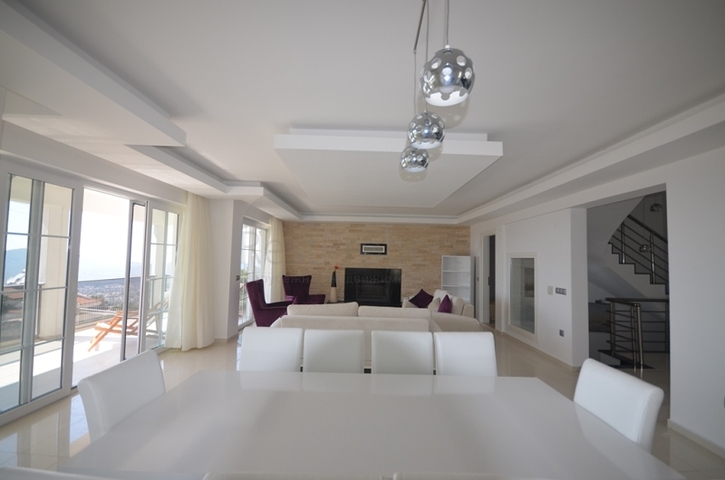 قصر فاخر 5 + 2 في فتحية