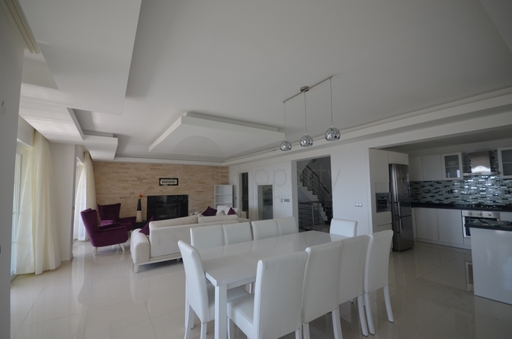 قصر فاخر 5 + 2 في فتحية