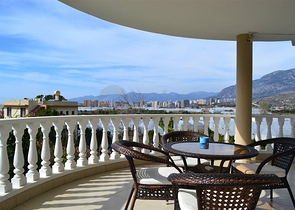 فيلا واسعة بتخطيط 4+2 في منطقة كارجي جاك – ألانيا