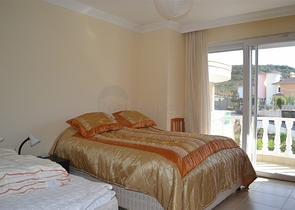 فيلا واسعة بتخطيط 4+2 في منطقة كارجي جاك – ألانيا