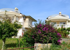 فيلا واسعة بتخطيط 4+2 في منطقة كارجي جاك – ألانيا