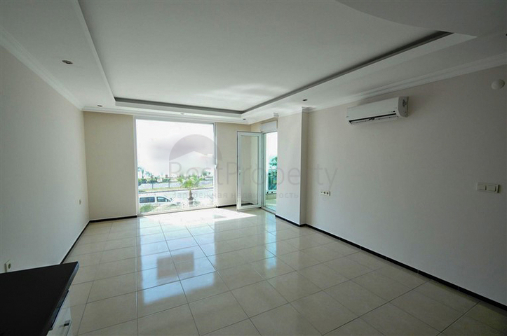 شقق سكنية ضمن مجمع سكني في منطقة كاستل الهادئة من مدينة ألانيا الساحلية