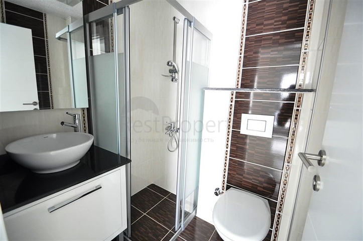 شقق سكنية ضمن مجمع سكني في منطقة كاستل الهادئة من مدينة ألانيا الساحلية