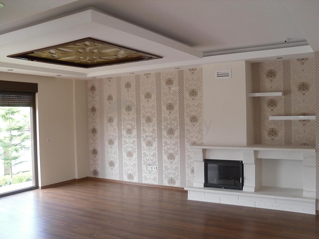 فيلات شبه منفصلة 3 + 1 في وسط كاميوفا ، كيمير 300 متر من البحر