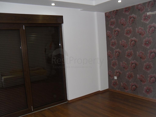 فيلات شبه منفصلة 3 + 1 في وسط كاميوفا ، كيمير 300 متر من البحر