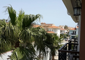 فيلات شبه منفصلة 3 + 1 في وسط كاميوفا ، كيمير 300 متر من البحر