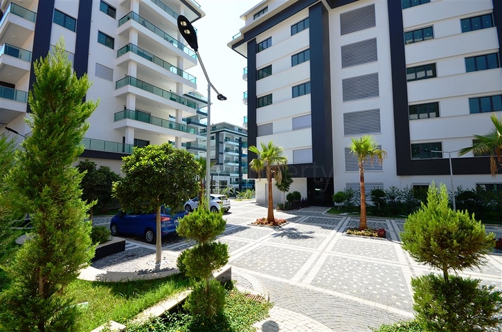 مشروع مطل على البحر في كاركي جاك