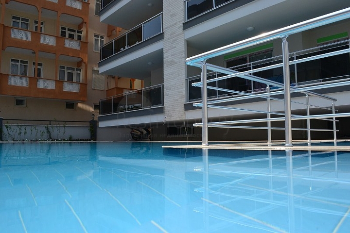 مجمع فاخر في محمودلار