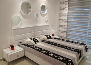 مجمع فاخر في قلب الانيا 