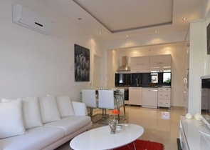 مجمع فاخر في قلب الانيا 